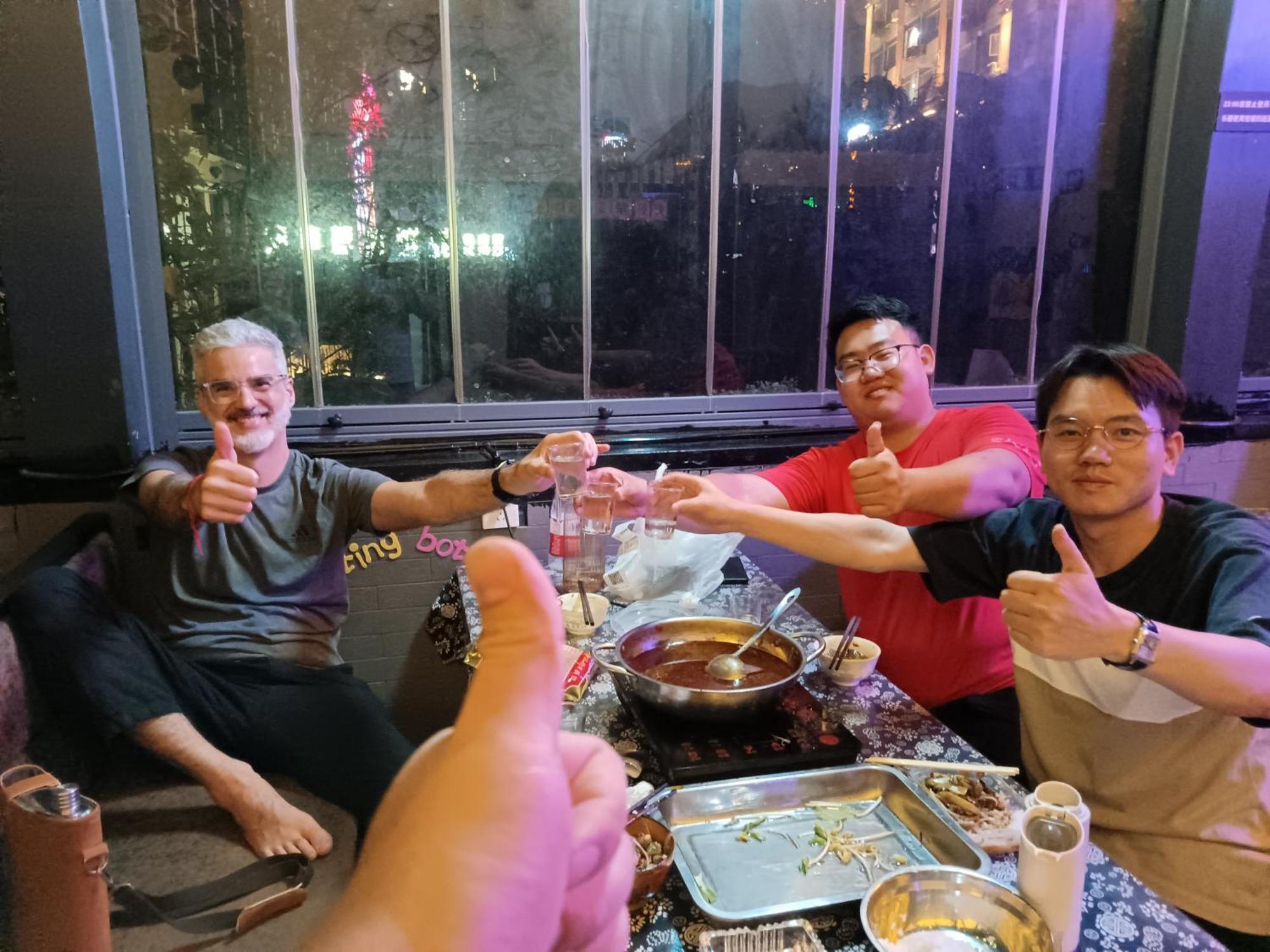 Riverside International Youth Hostel阅江老院青年旅舍 Chongqing Bagian luar foto
